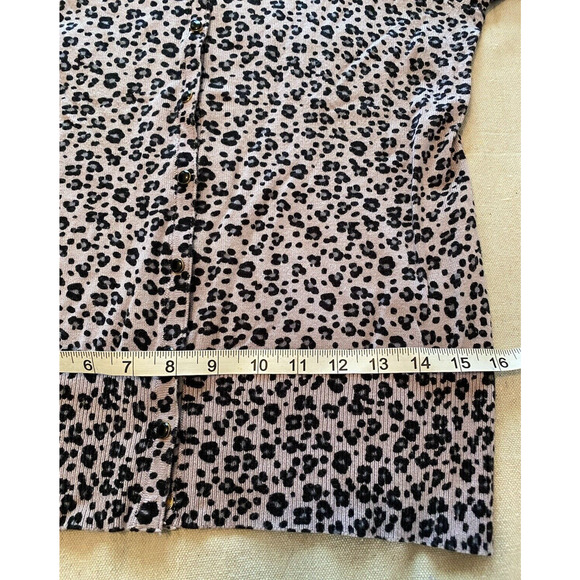 Premise Sweater Womens M Medium Lavender Snap Up Animal Print Spotted Cardigan - Picture 12 of 14